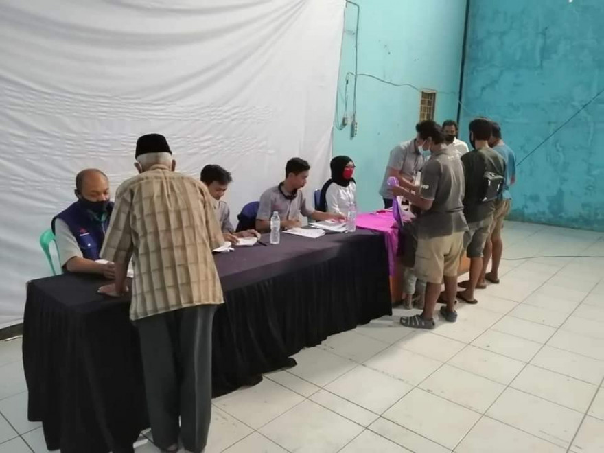 PEMBAGIAN BANSOS BST KEMENSOS